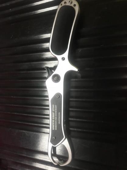 フィッシュ グリップ 美品