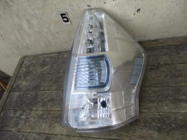 プリウスα ZVW40W/ZVW41W 前期 左 テールランプ STANLEY 47-46
