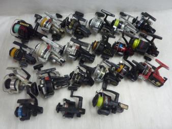 ☆OA00958 ジャンク品 スピニングリール DAIWA SHIMANO等 まとめて 21