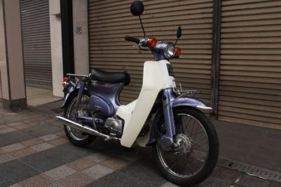 豊富な，格安 京都発 ホンダ スーパーカブ70 C70 シルバーパープルメタリック 紫 丸目 ヘッドライトスイッチ(51cc-125cc)｜売買されたオークション情報、yahooの商品情報をアーカイブ公開 - オークファン 51cc-125cc