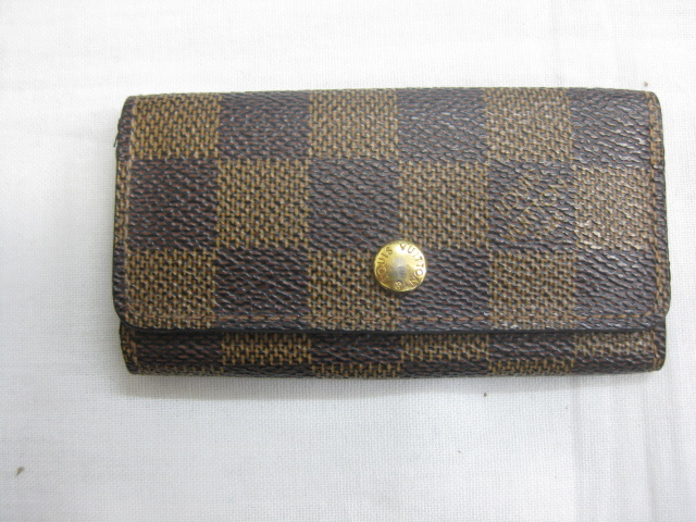 SALE，最新作 北 １０ ルイヴィトン LOUISVUITTON ダミエ エベヌ ４連キーケース Ｊ５(その他)｜売買されたオークション情報、yahooの商品情報をアーカイブ公開 - オークファン 服飾小物