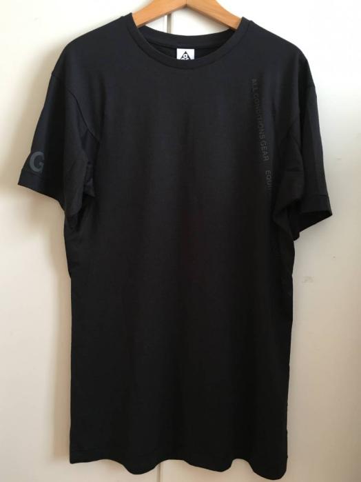 NikeLab ACG SS Top (ブラック，S，新品) 880960-010 ナイキラボ Tシャツ アクロニウム ACRONYM 黒 BLACK