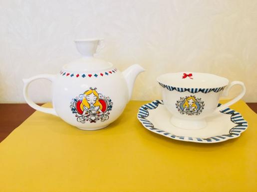 alice様用 新品 ふしぎの国のアリス ディズニーストア ティーセット 完売 アリス