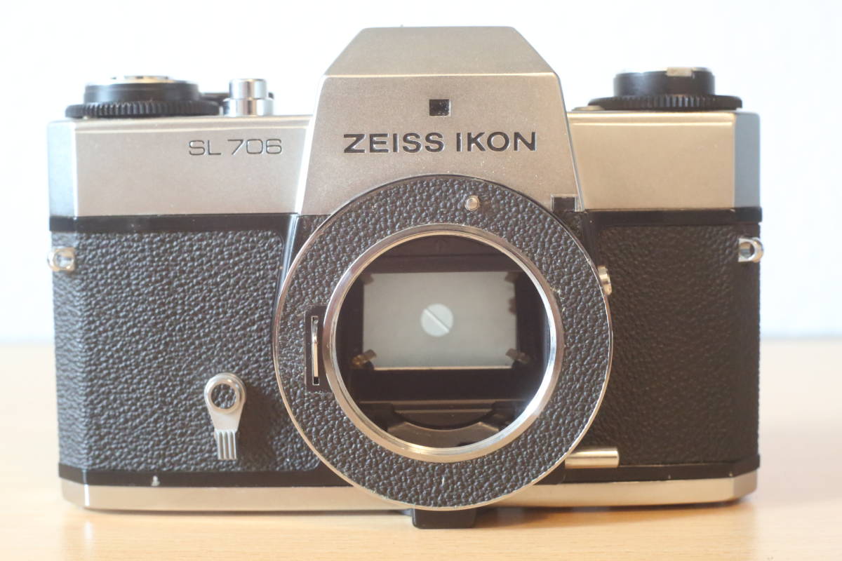 珍品！旧西ドイツ製 ZEISS IKON SL706（M42マウント）