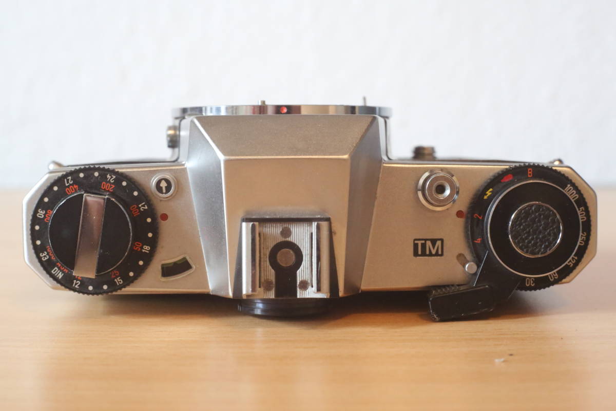 珍品！旧西ドイツ製 ZEISS IKON SL706（M42マウント）