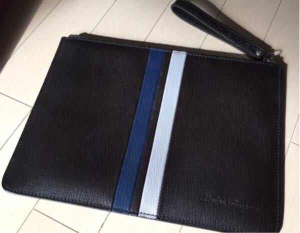 定番人気，高品質 1回使用 Salvatore Ferragamo クラッチバッグ 箱付 フェラガモ 結婚式(かばん、バッグ)｜売買されたオークション情報、yahooの商品情報をアーカイブ公開 - オークファン かばん、バッグ