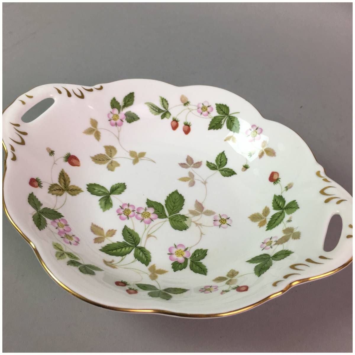 美品 WEDGWOOD/ワイルドストロベリープレート皿2枚 まとめて 【公式通販】