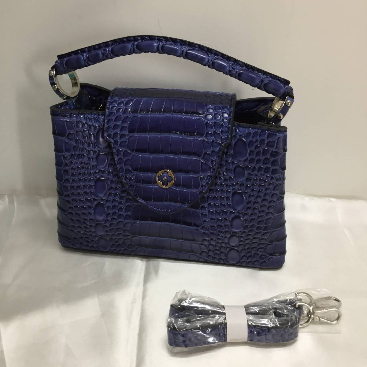 カプシーヌ VUITTON LOUIS ルイヴィトン ハンドバッグ カプシーヌBB 