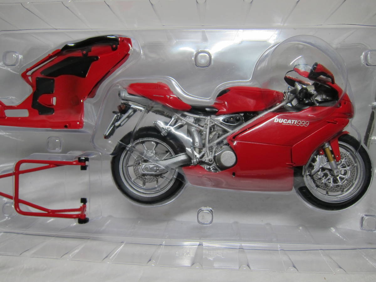 1⁄12 0 ドゥカティ ミニチャンプス | ストリート - Red Ducati
