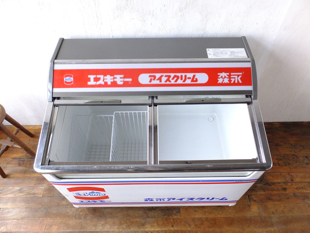 Aiwon】サンヨー/SANYO□冷凍ショーケースSCR-105G/容積191L/動作確認