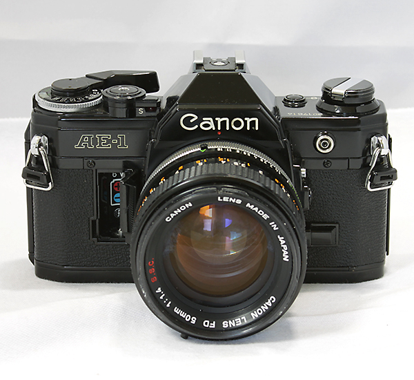 CANON AE-1 301 Canon AE-1 Program with 50mm f⁄1.8 Lens