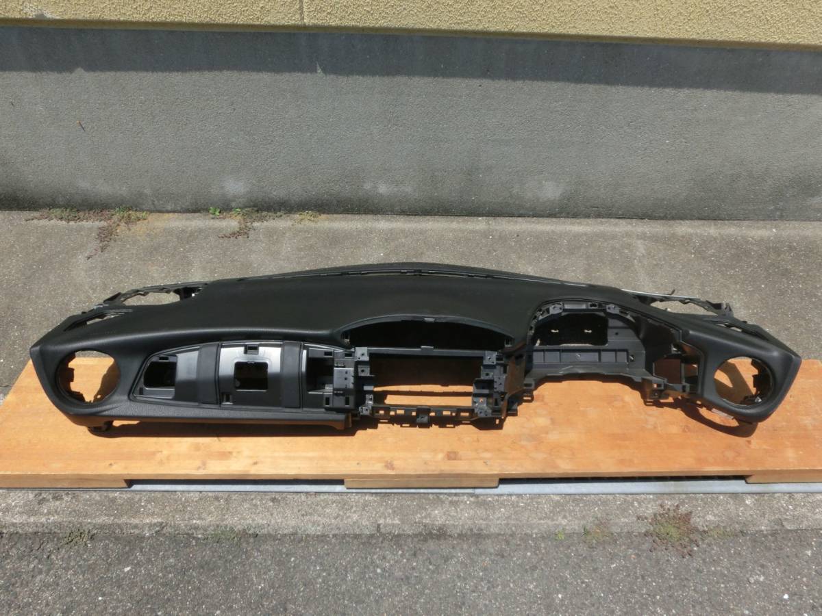 ZN6 FT86 前期純正 ダッシュボード