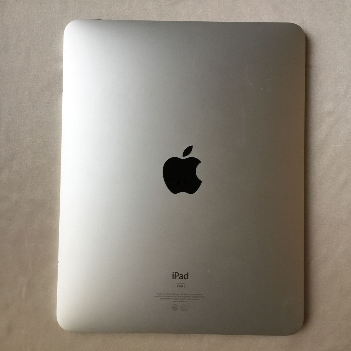 0728 softbank iPad 3 32GB ホワイト 本体 ip-76 R143 【公式通販】