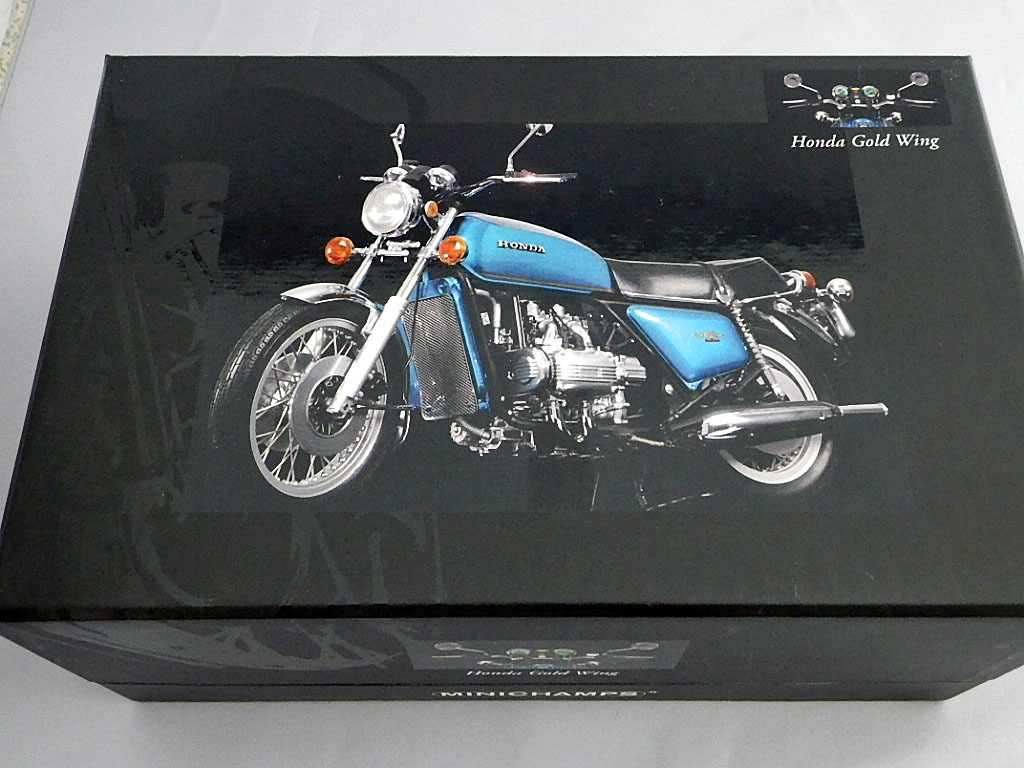 MINICHANPS Gold Wing 青 1/12 MINICHAMPS 1/12 HONDA GOLDWING GL