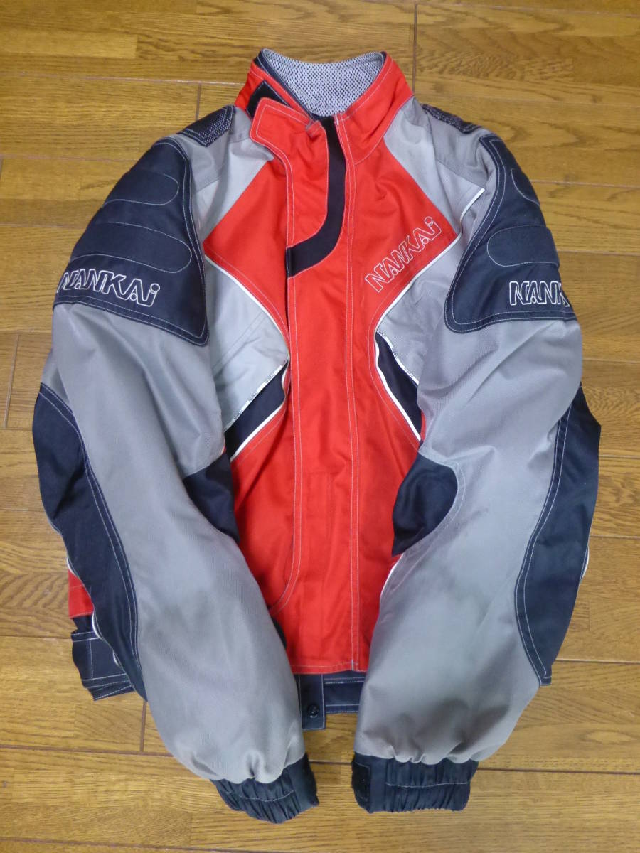 ★★★　中古バイク用品⑦　　南海　ライダースジャケット　Ｌサイズ　プロテクタ入り_4