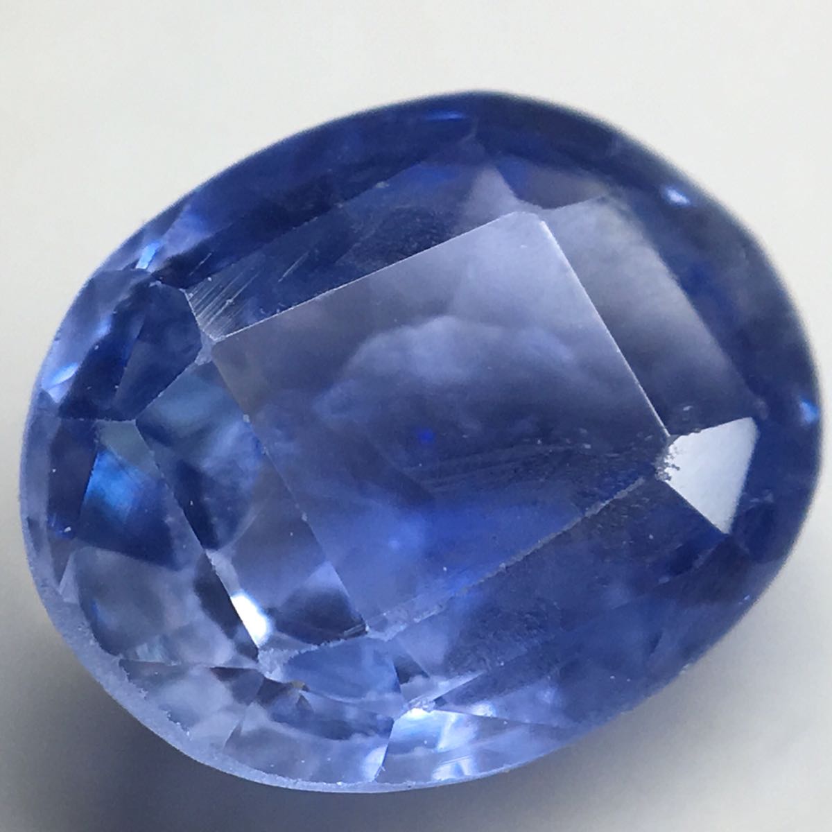 サファイア 天然 2.535ct 宝石ソーティング付き 9.6×7.3×4.0 ルース