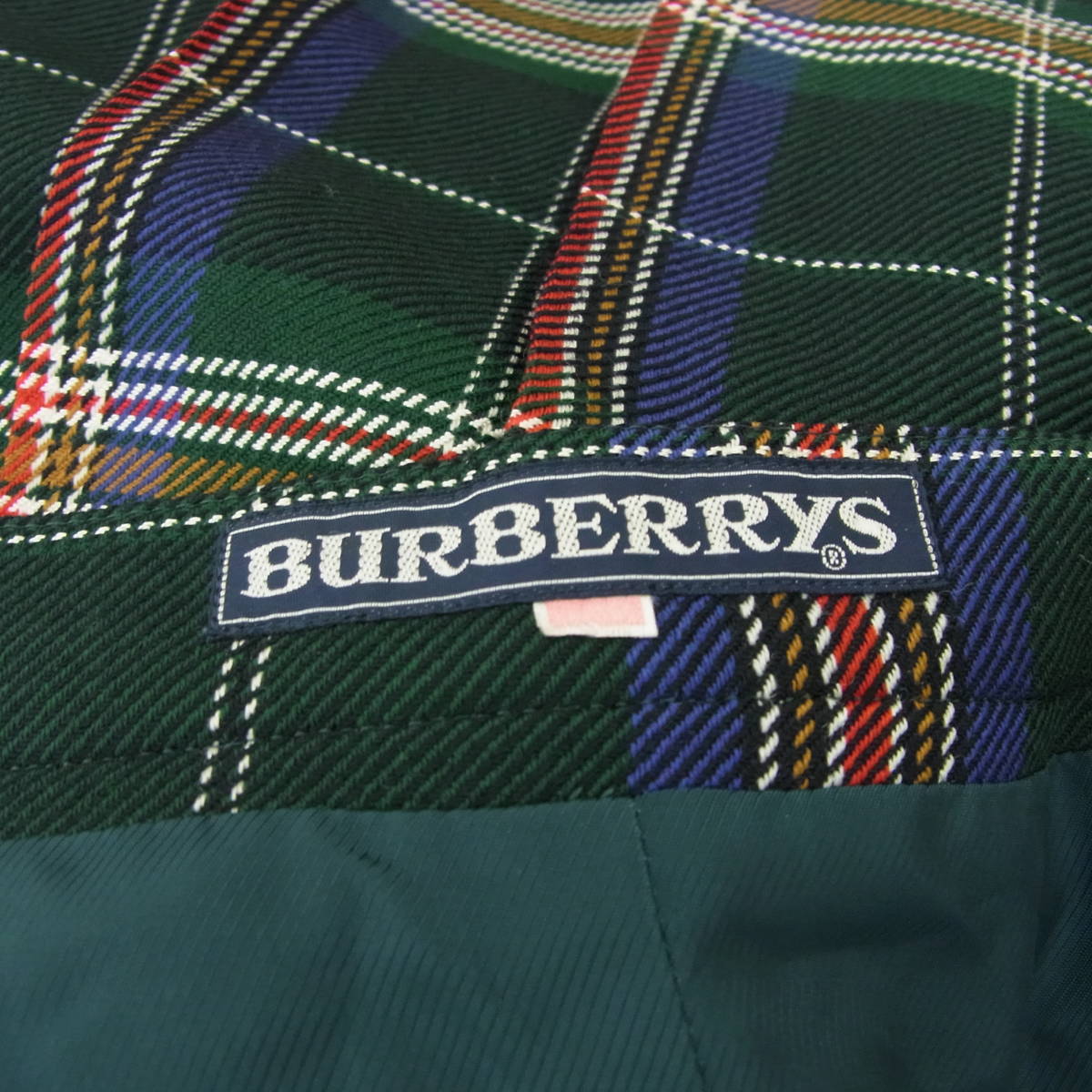 BURBERRYS バーバリー　プリーツ チェック スカート シルク 絹 混　11AR　グリーン レッド バーバリー プリーツスカート ノバチェック スカート（ボトムス｜レディース バーバリーズ Burberrysヴィンテージプリーツチェックスカートロング