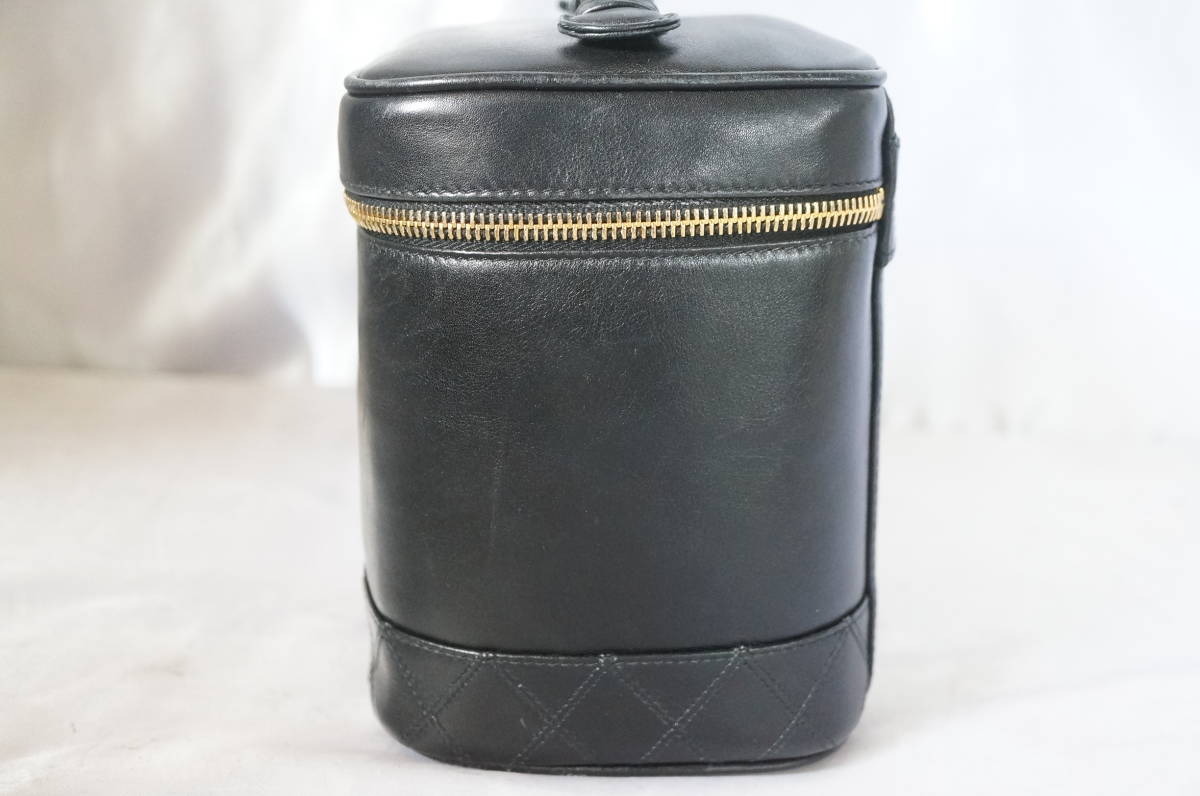 △CHANEL シャネル バニティバッグ 箱型 縦型 メイクボックス 化粧 