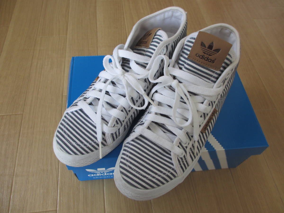 Adidas アディダス スニーカー 23 5 インヒール 23 5cm 売買されたオークション情報 Yahooの商品情報をアーカイブ公開 オークファン Aucfan Com