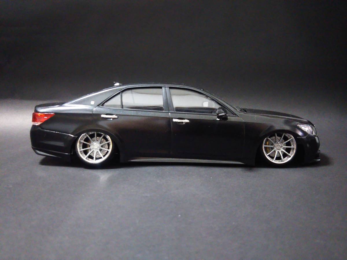 1/24 完成品トヨタ クラウン アスリート 後期 GRS214 AWS210 カスタム 