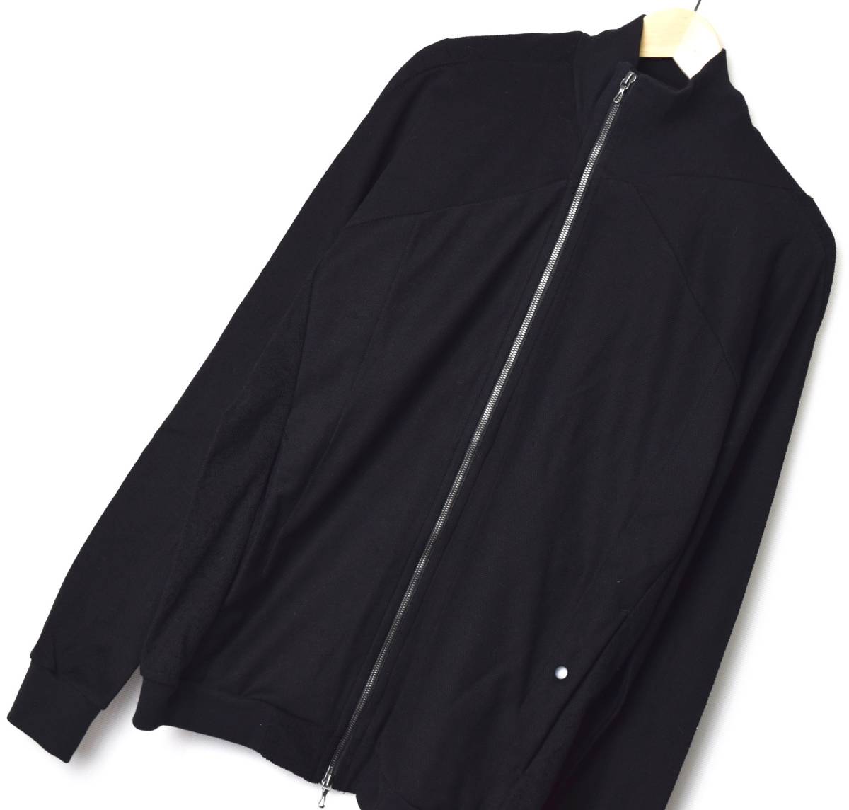 新品 ユリウス JULIUS 17SS クロスシームドブルゾン 2 黒 ジャケット 577CUM7