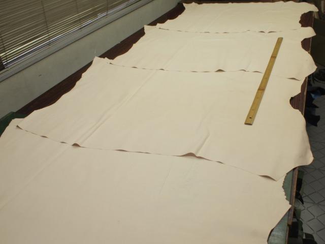 | 下高井戸豚山 [冷凍便] 南ぬ豚 アグー豚(F1種) 髭 Y-18060401豚極薄ピッグヌメ360ds程度一頭0.2mm-0.3mmナチュラル4枚