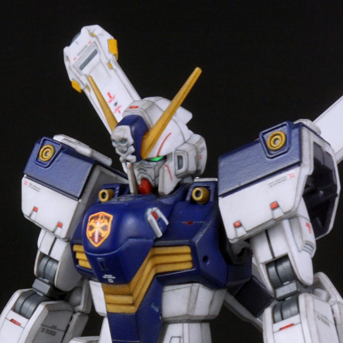 完成』1/144 HGUC クロスボーンガンダムX1『改修』 【公式通販】