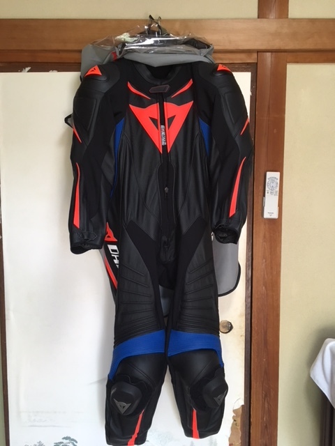 ダイネーゼ LAGUNA 1PC PERF. SECA4 DAINESE Webike バイク用品 
