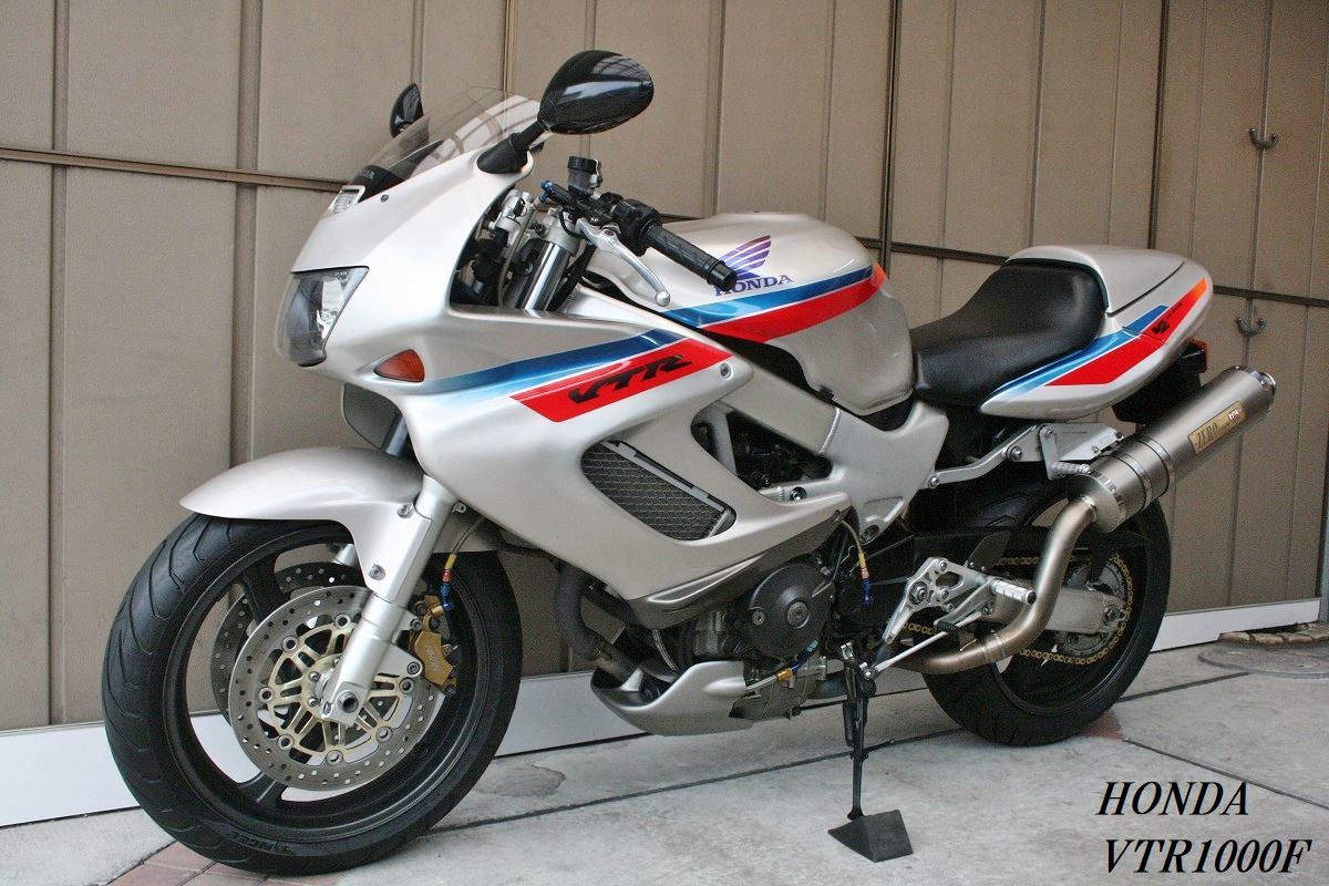 ☆HONDA VTR1000F☆ SC36 ☆18850km 程度良好!!☆ MORIWAKIフルエキ他 