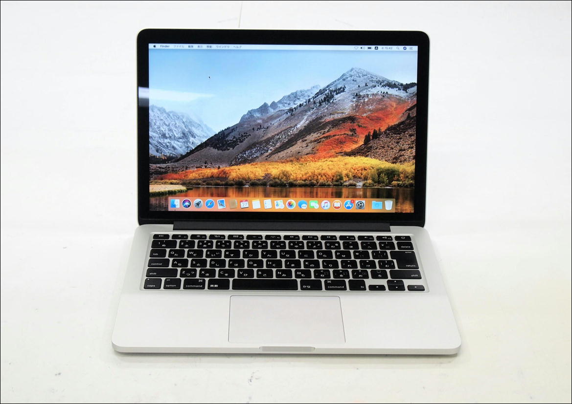 5月3日購入 ほぼ新品 MacBook Air 13インチ128GB MQD32J/A 2017
