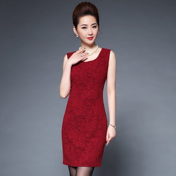 自由な雰囲気が味わえる大人大人ワンピースZ029 ロング ワンピース 大人ワンピース \u2013 一枚で決まる、爽やか大人ワンピース 50代の夏のワンピースおすすめ5選！涼しく着心地よく上品に過ごせる