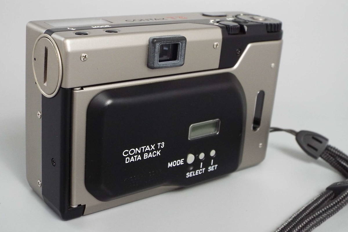 CONTAX T3 コンタックス コンパクトフィルムカメラ ⁄ キョウセラ 