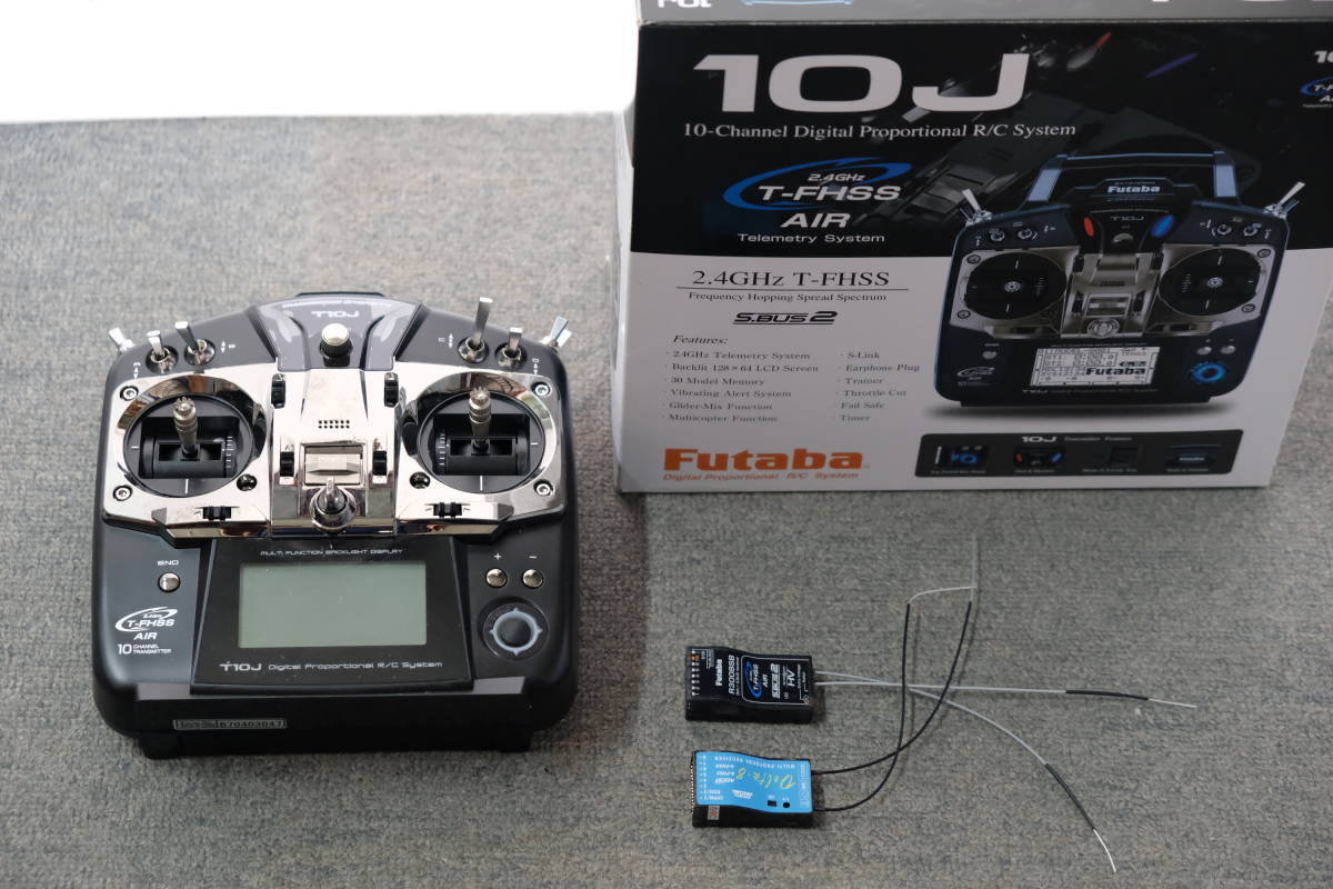 ☆未使用 FUTABA 10J 2.4G T-FHSS 飛行機用 受信機2個セット（純正と