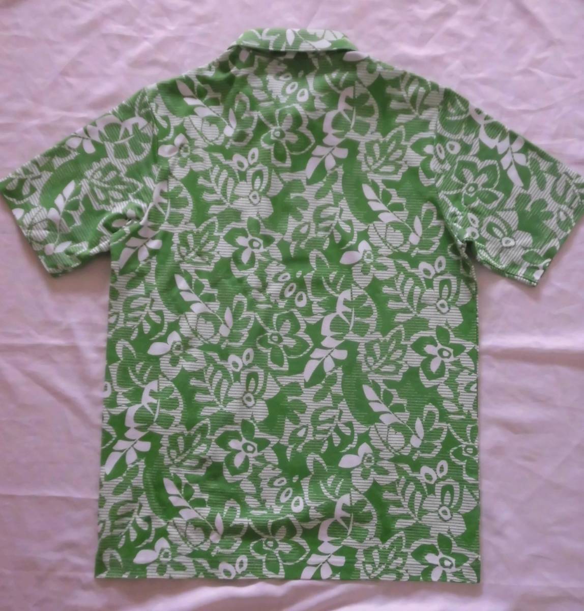 新品未使用　ブラック＆ホワイト フラワーモチーフ柄半袖ポロシャツ 品番9615GS-PA　カラーグリーン　サイズM　定価22,680円税込　日本製_3