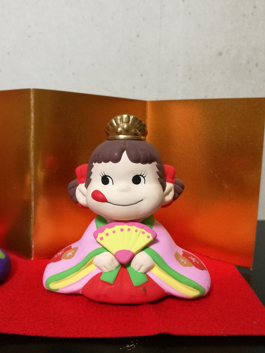 不二家 ペコポコ雛人形 飾りつけ用クリアケース付 ペコちゃん