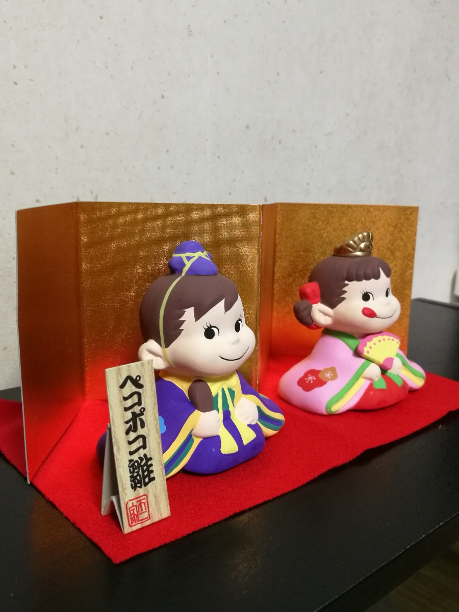 不二家 ペコポコ雛人形 飾りつけ用クリアケース付 ペコちゃん