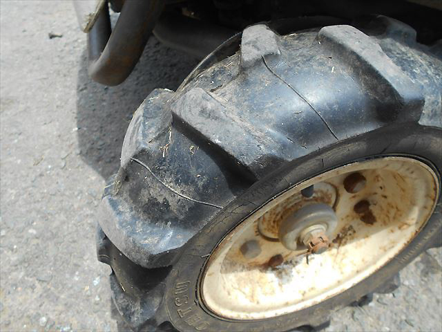 Ah4713 OREC オーレック RM86 ロータリーモア ラビットモア 乗用草刈機 カワサキ FC420V エンジン搭載 タンク内キレイ【動画有】_9