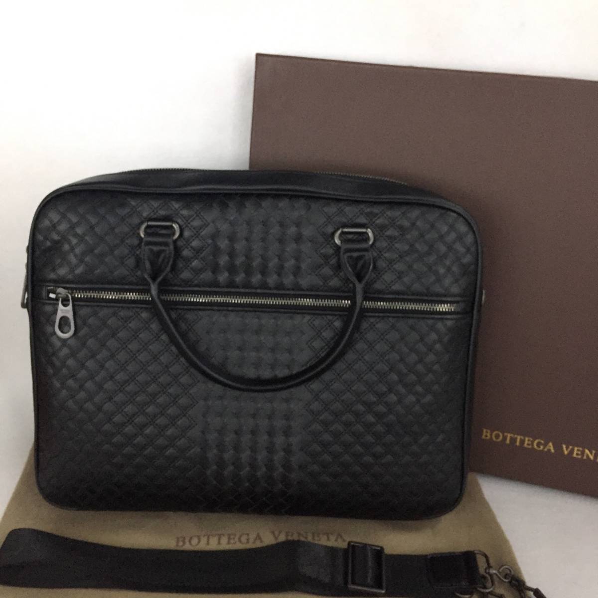  bottega Veneta ボッテガヴェネタ ビジネスバッグ 書類カバン ブリーフケース ブラック メンズ(ブリーフケース、書類かばん)｜売買されたオークション情報、yahooの商品情報をアーカイブ公開 - ブリーフケース、書類かばん