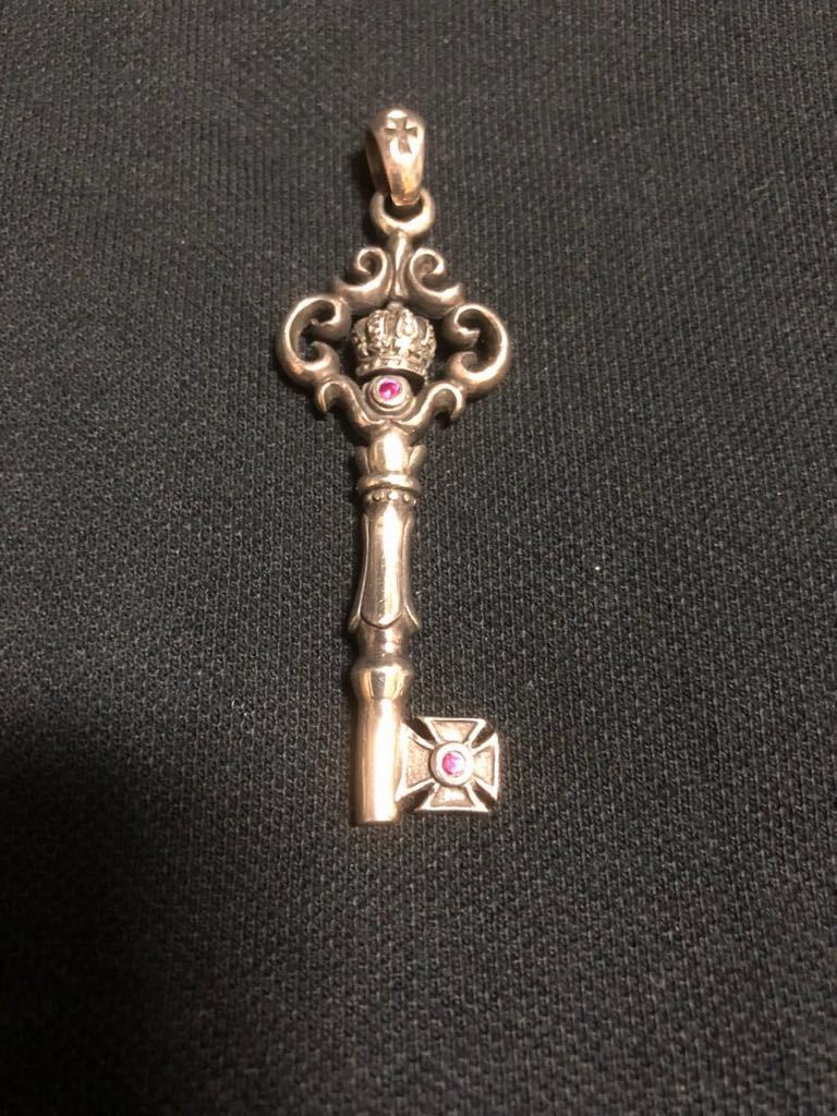 ジャスティンデイビスタイプクラウン鍵ペンダントトップ JUSTIN DAVIS