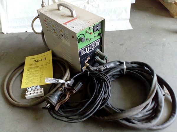ダイヘンプラズマ切断機 UNI-CUT ダイヘン エアプラズマ切断電源 UNI-CUT UC-30DX 200V ダイヘン