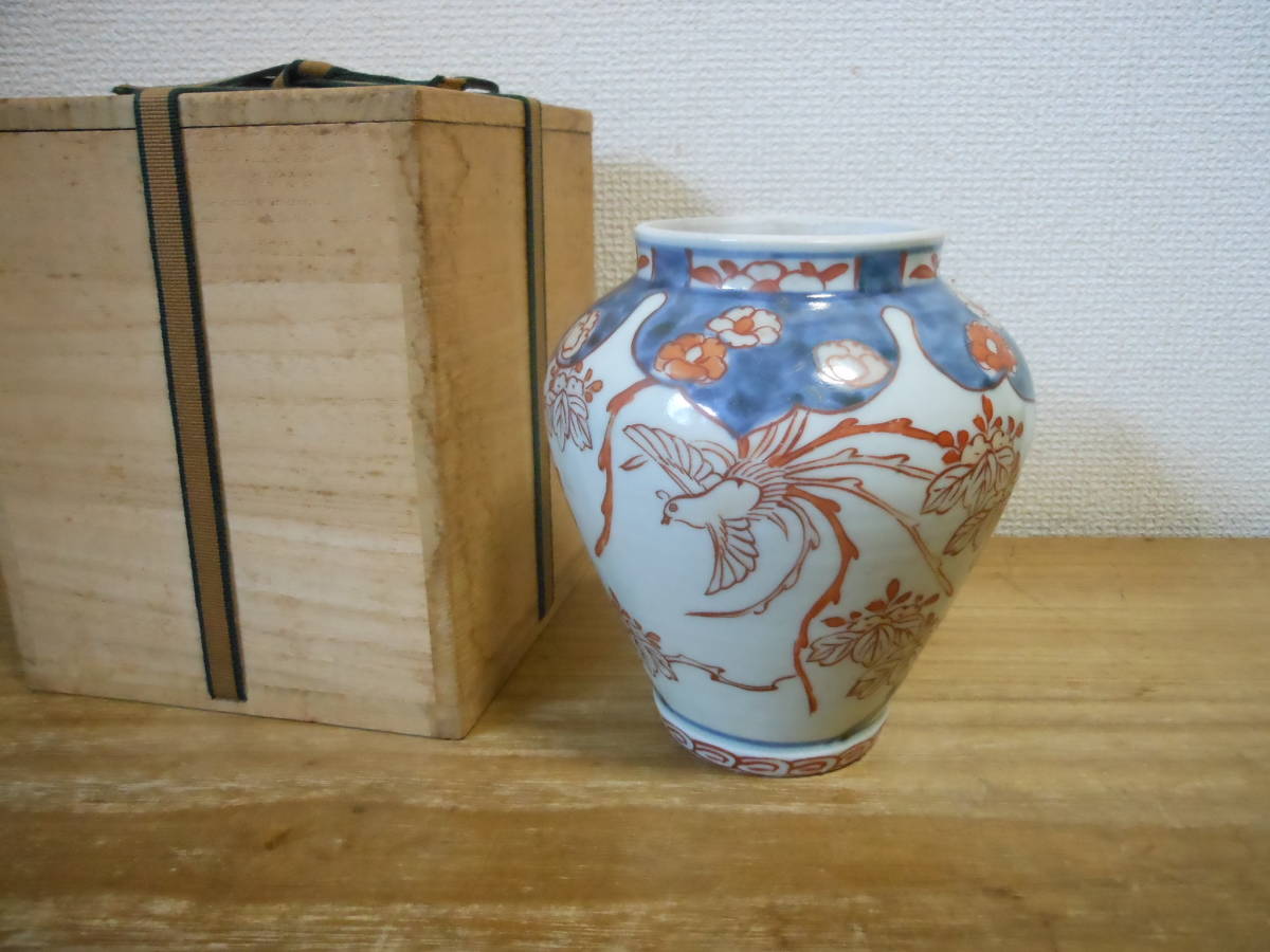 古伊万里 献上手古伊万里焼特大沈香壷 牡丹鳳凰文 八角面取 染錦本金鶴 