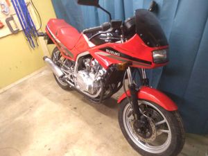 スズキ GF250のYahoo!オークション(旧ヤフオク!)の相場・価格を見る