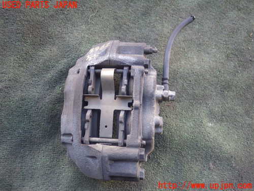 1UPJ-39624085]ランクル80系 後期 (FZJ80G)左フロントキャリパー 中古 FZJ80G トヨタ ランドクルーザー 後期 中期 運転席側