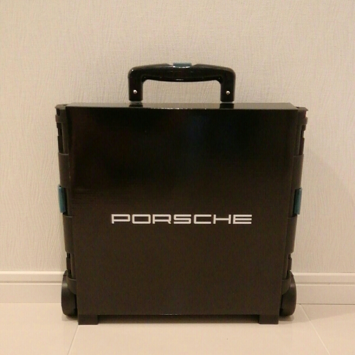 新品 未開封！ポルシェ PORSCHE 非売品！ ストレージキャリーボックス 