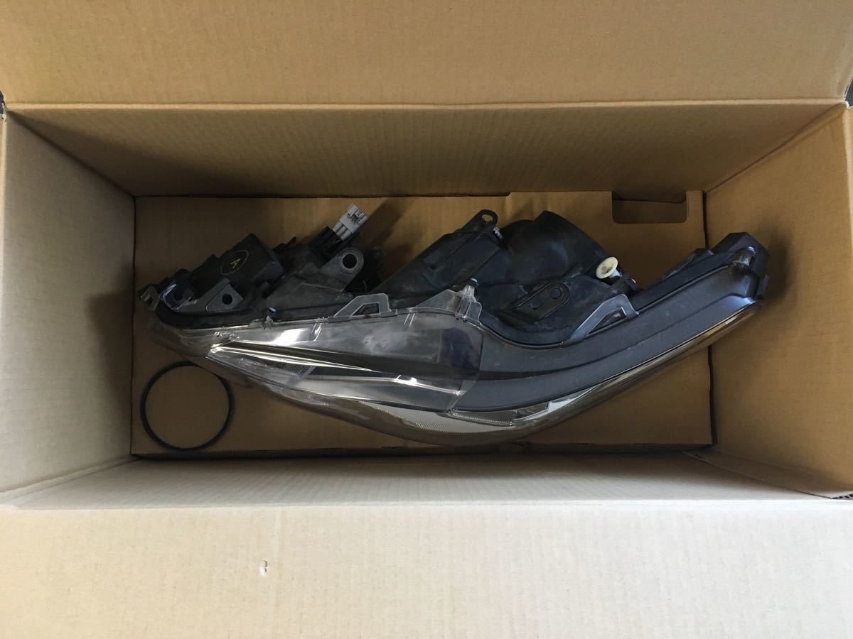 トヨタ クラウンアスリート AWS210 左ヘッドランプユニット 30-401