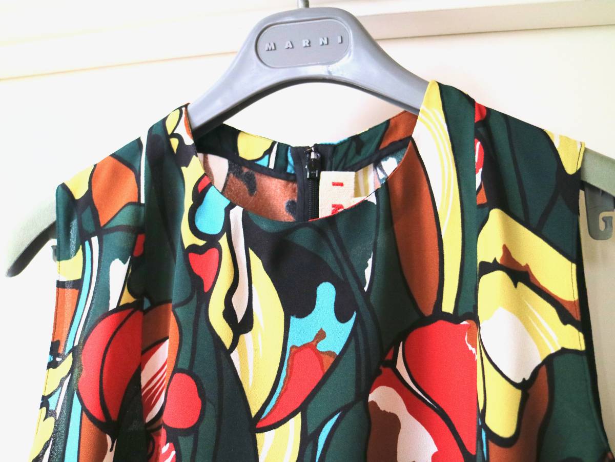 MARNIマルニ 毒々しさが魅力なトロピックス トップ☆ MARNI トロピカ 