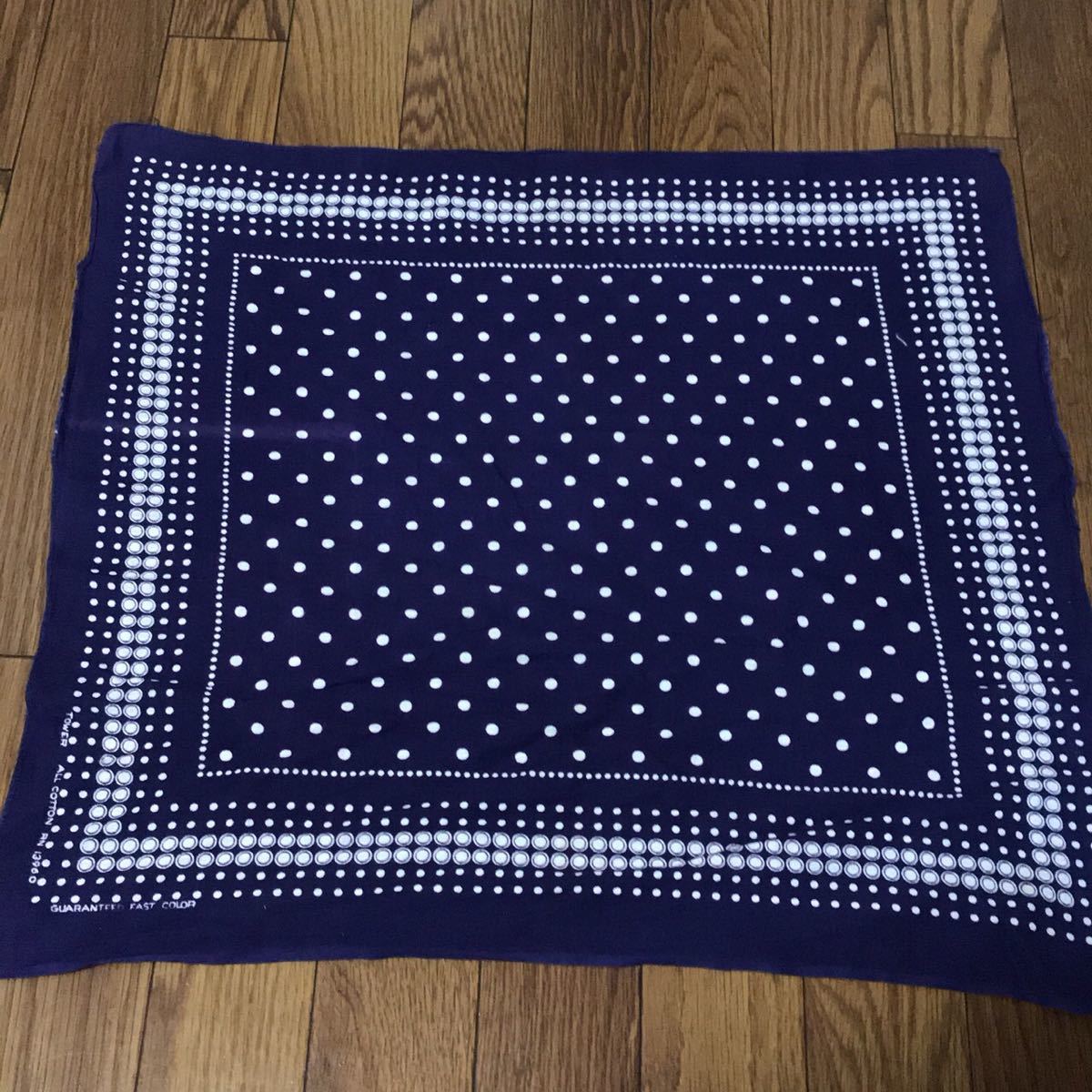 激安通販 ビンテージ バンダナ VINTAGE BANDANA 紺 ネイビー ドット 耳
