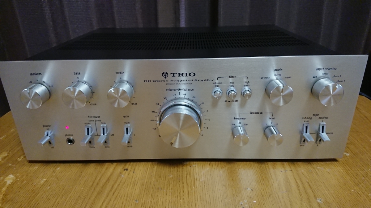 トリオTRIO プリメインアンプ KA-7300D 片chは動作しているジャンク品