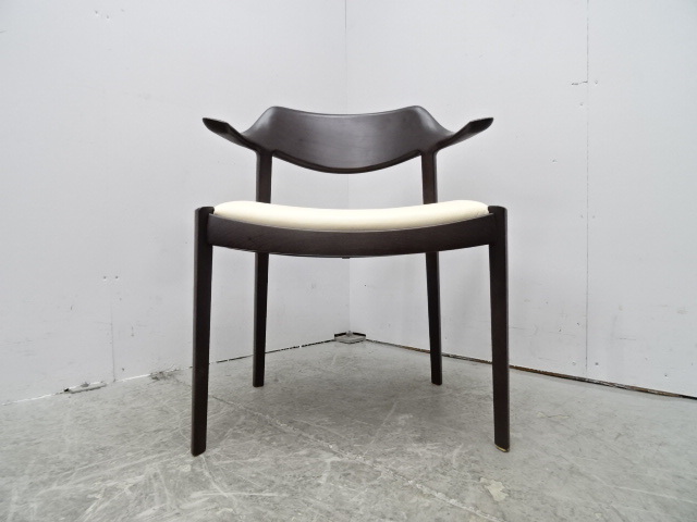 ねこにゃん様 カンディハウス⁄CONDEHOUSE ストライプ アームチェア