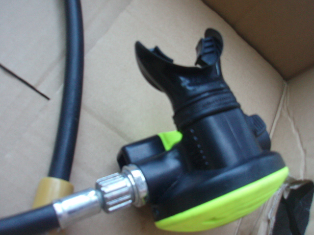 Octopus Scubapro オクトパス S360 | スキューバプロ スキューバプロ／SCUBAPRO 希少 新品未使用 ホース付 S270 SCUBAPRO ScubaPro – Scuba scubaproの通販